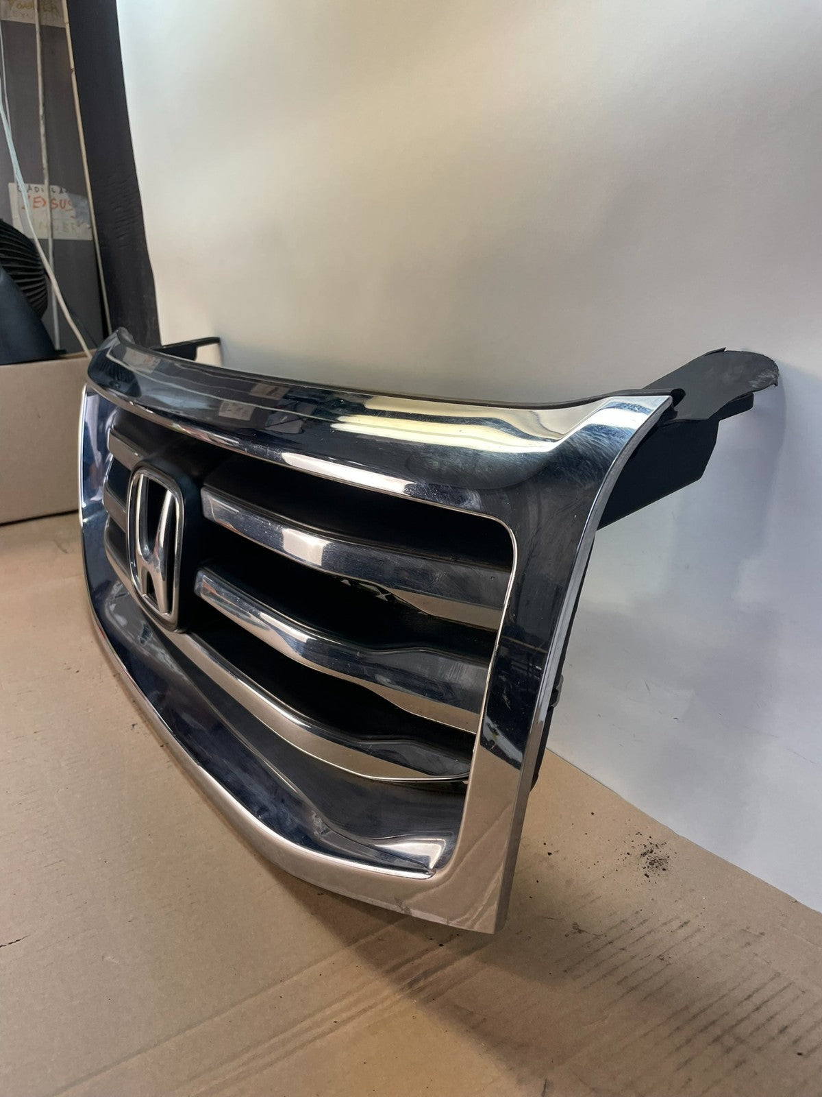 2012 to 2015 Honda Pilot Front Upper Grill Grille AH0503 DG1