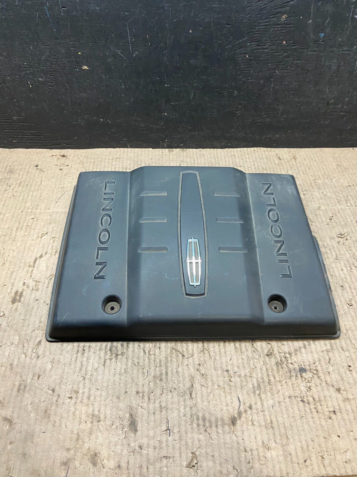 2007 to 2014 Lincoln Navigator 5.4L V8 Engine Motor Cover i7913 DG10