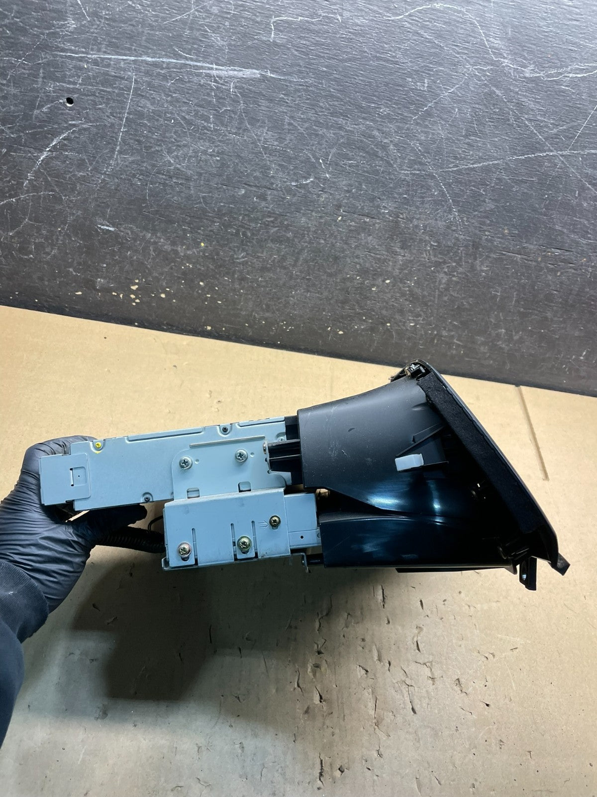 2005-2006 Honda Odyssey Information Display Screen 39810-SHJ-A010-M1 W4361 DG3