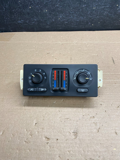 2003 to 2006 Chevrolet Silverado HVAC Heater Climate Control Module ag52340