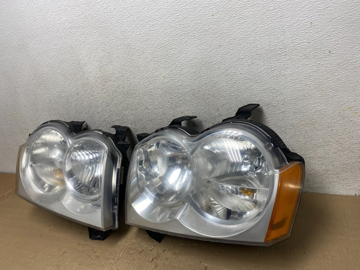 2005-2007 Jeep Grand Cherokee Left+Right Halogen Headlights AI2213 DW1