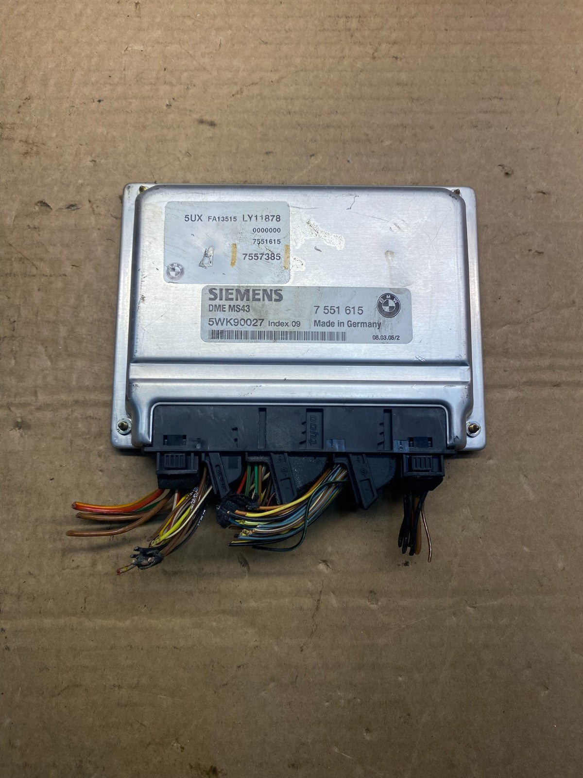 2005 to 2006 BMW X5 ECM ECU Engine Control Computer Module 7557385 af7685 DG0