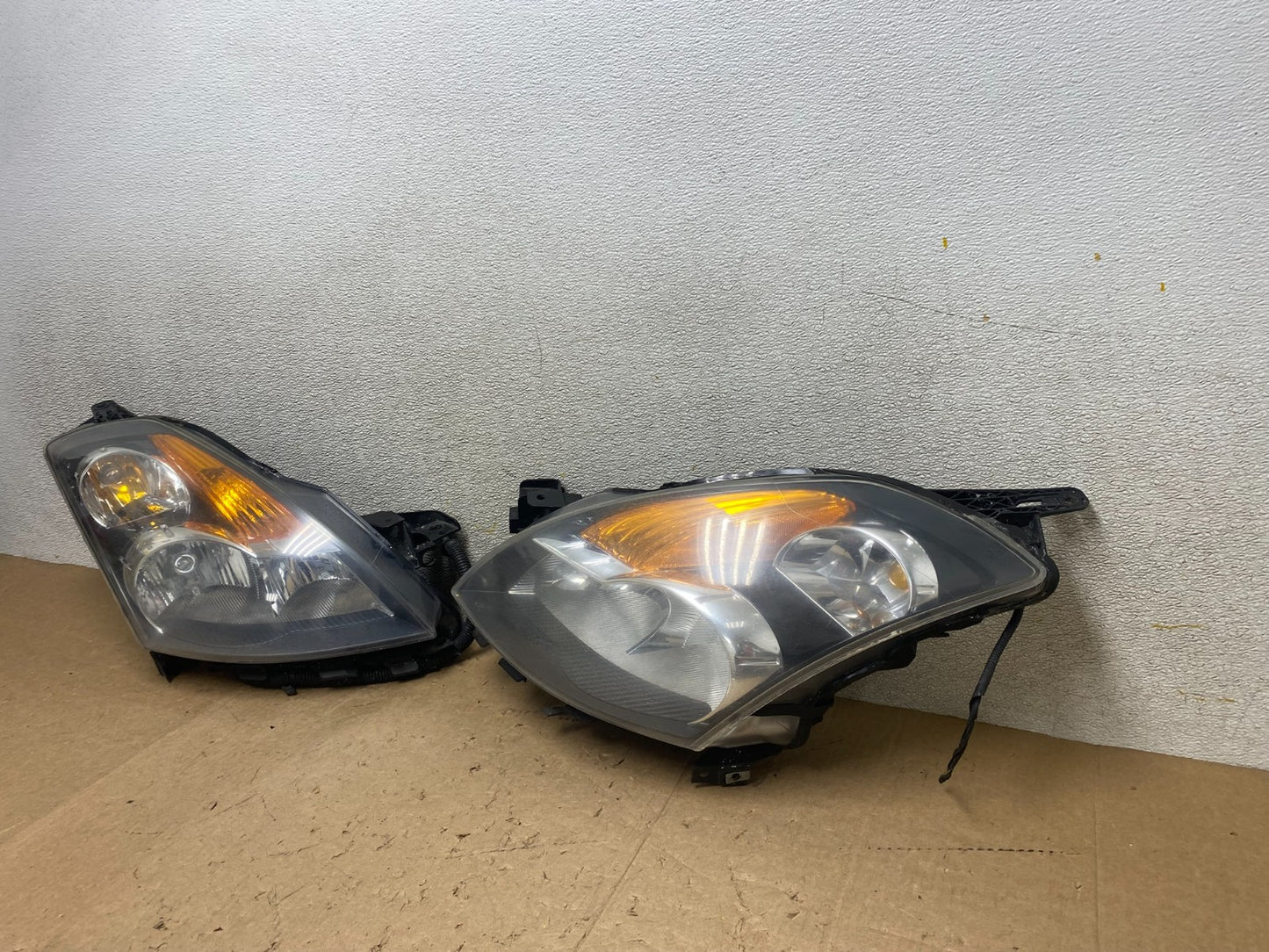 Sedan 2007 2008 2009 Nissan Altima Left+Right Set Headlights W9031 DW1