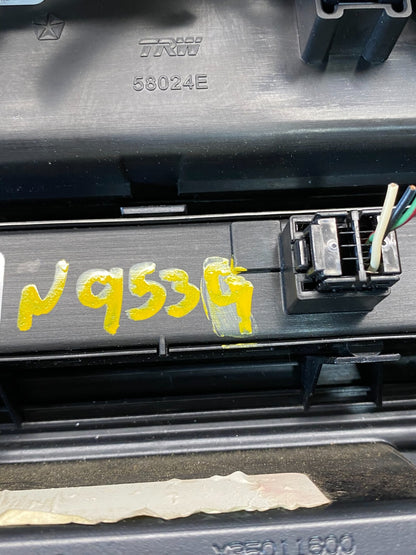 2008 to 2010 Jeep Grand Cherokee Center A/C Heater Climate Control N9539 DG OEM8