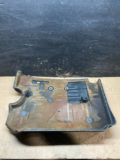 2002 to 2004  Lincoln Navigator 5.4L V8 Engine Motor Cover U0327 DG4