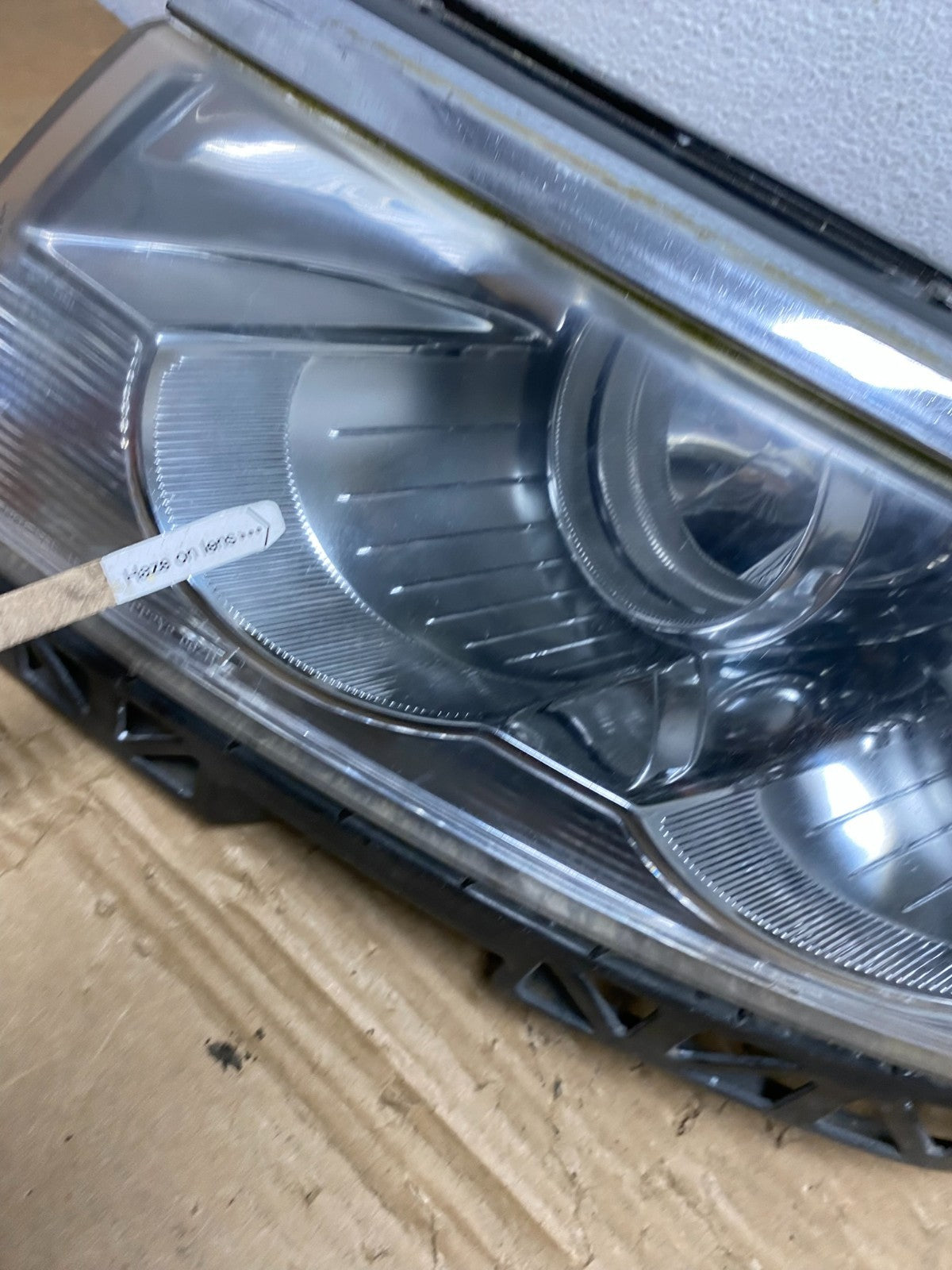 2006 to 2009 Lincoln MKZ Zephyr Left Driver Headlight Halogen AD4086 DW4