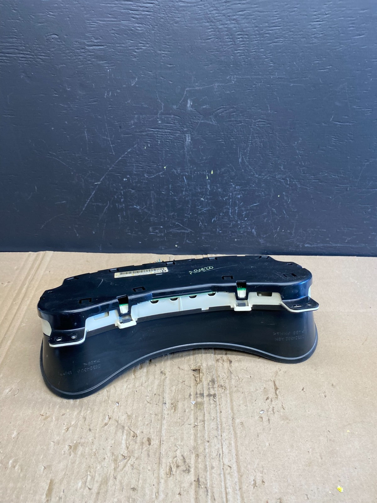 2002 to 2005 Chevrolet Trailblazer Speedometer Cluster Gauge OEM  ab9120 DG5