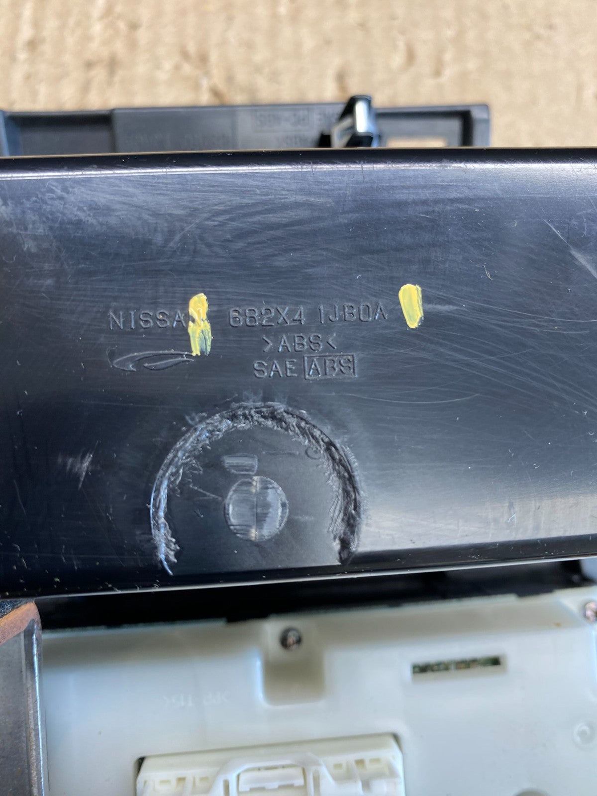 2011 to 2017 Nissan Quest Shifter Climate Control Panel Bezel AC9104 DG6
