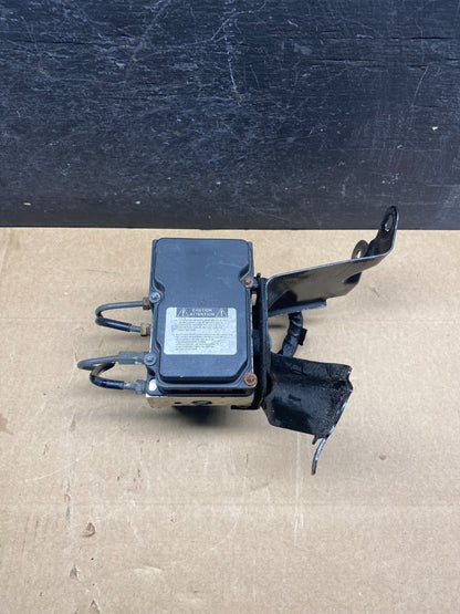2004 2005 2006 Toyota Camry ABS Brake Pump Anti Lock Module AG9608 DG0