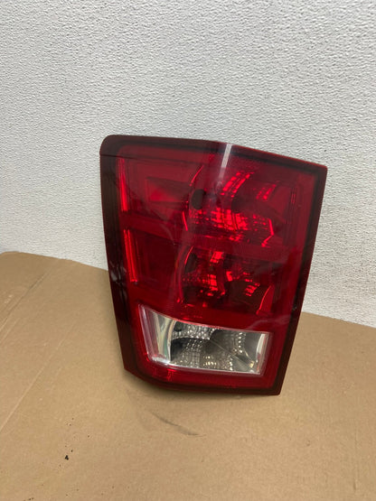 2005 to 2006 Jeep Grand Cherokee Left Driver Side Lh Tail Light AD6399 LK0