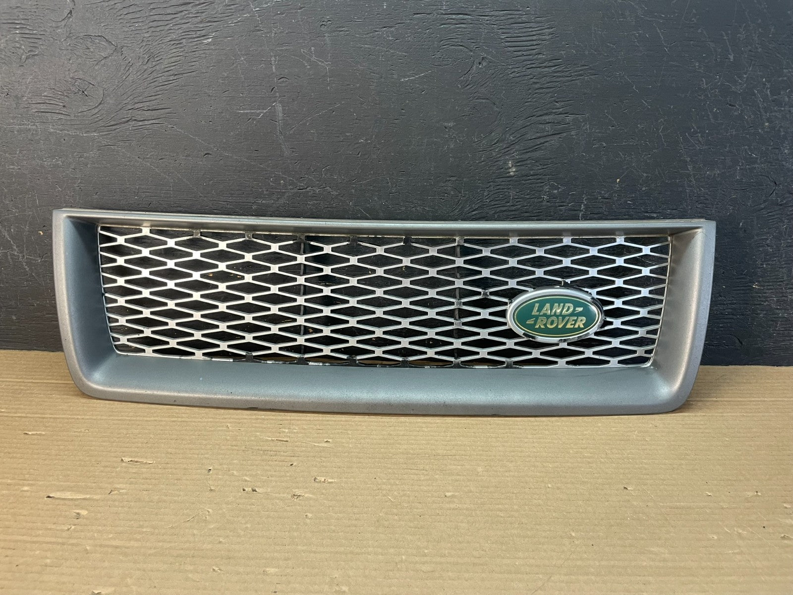 2008 to 2014 Land Rover LR2 Front Grill Grille 6h528a100ca AE8730 PS0