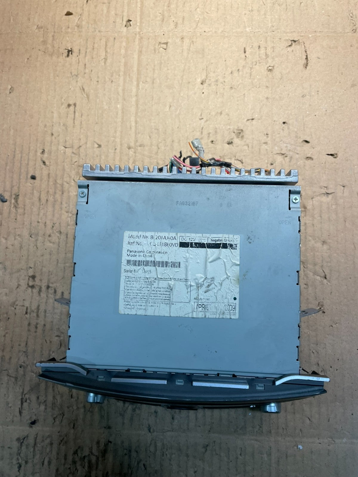2010 to 2012 Subaru Legacy AM FM CD MP3 Radio Player AC8029 DG4