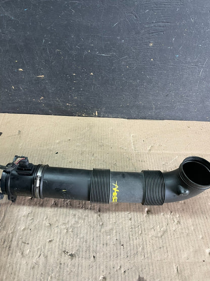 2008 - 2010 Porsche Cayenne 3.2 Right Air Intake Hose OEM M8960 DG7