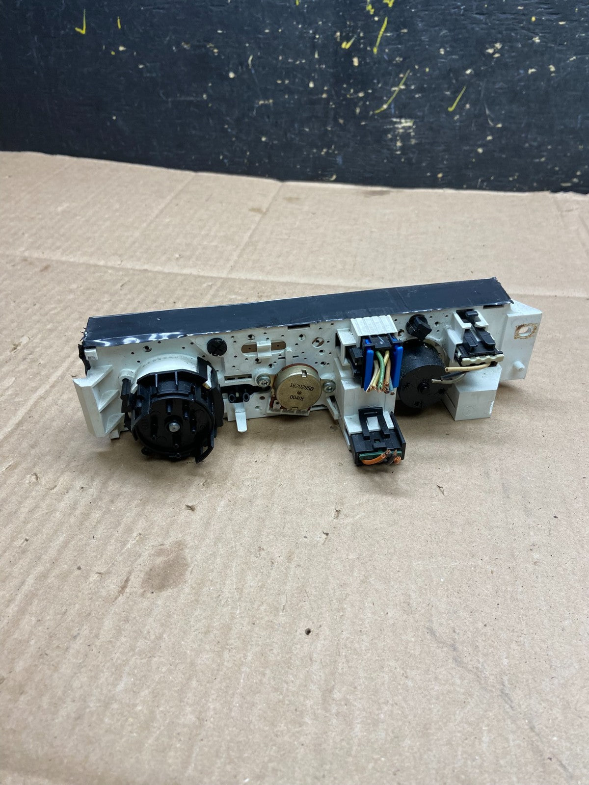 2001 - 2007 GMC Chevrolet Express 1500 Climate Control A/C Y2257 DG3