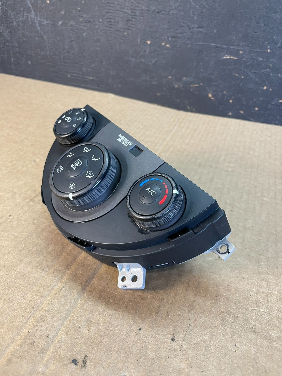 2012 to 2013 Kia Soul AC Heat Climate Control Switch Trim Bezel Black AF3648 DW2