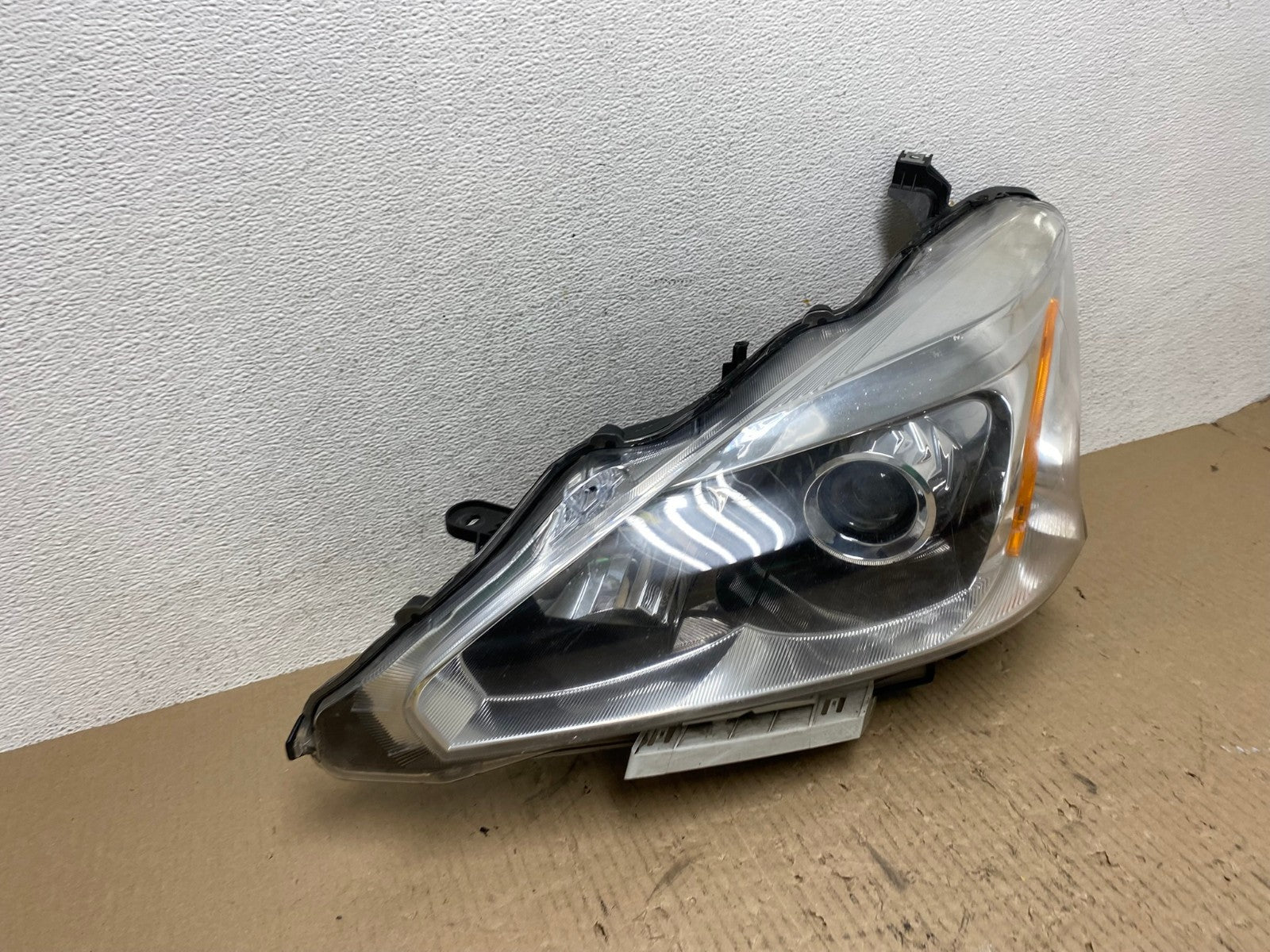 2013 2014 2015 Nissan Altima Left Driver LH Halogen Headlight DEPO AE7089 LK2