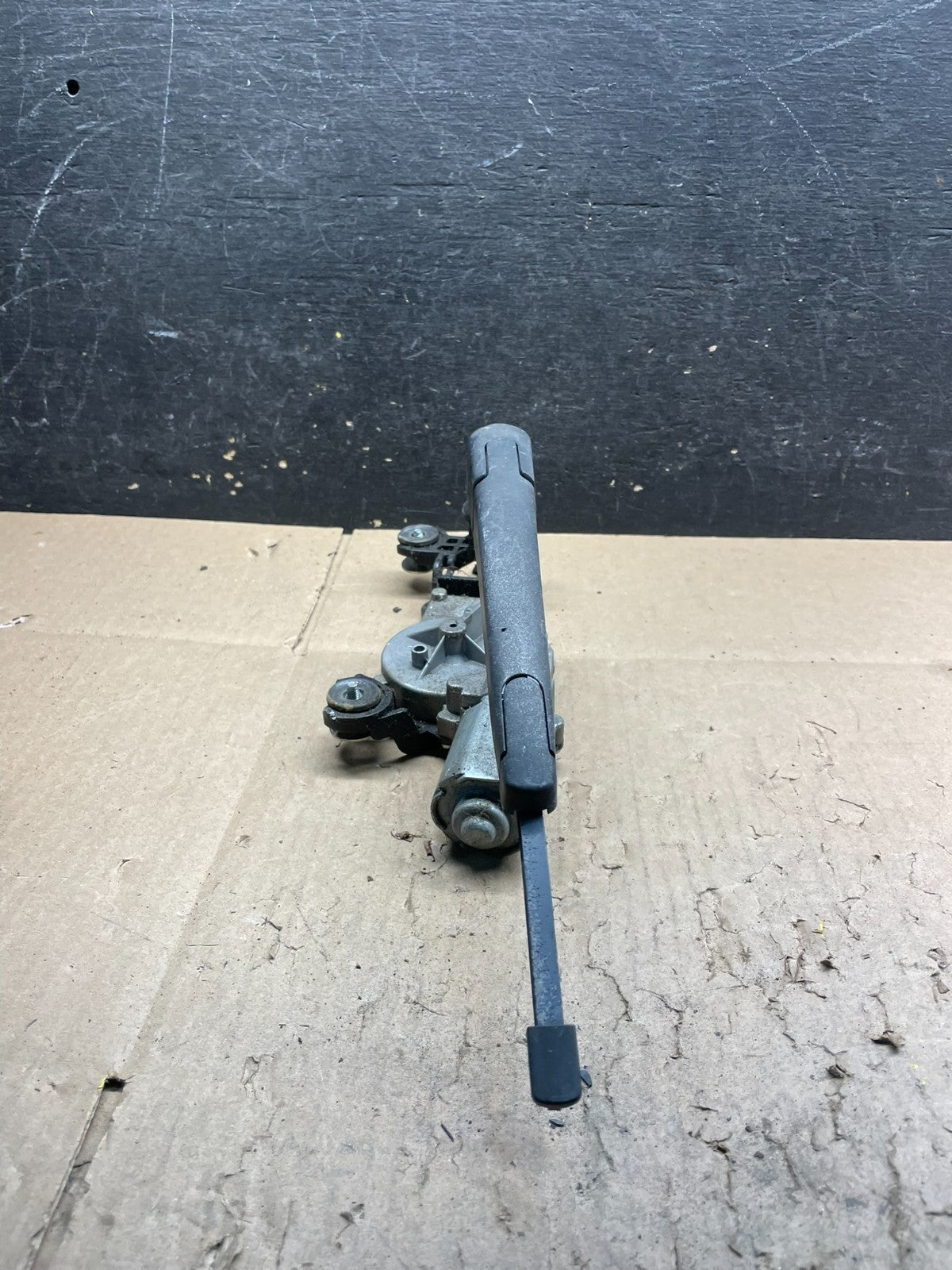 2012 - 2017 Hyundai Veloster Rear Glass Windshield Wiper Motor W1172 DG4