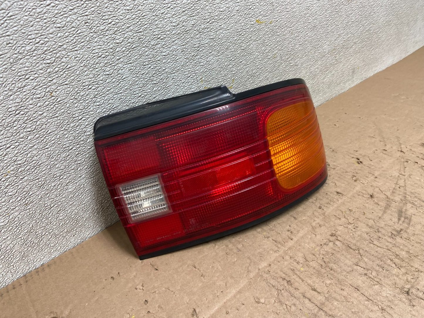 1992 to 1995 Mazda Protege Right Passenger Side Tail Light OEM Y3252 DW2