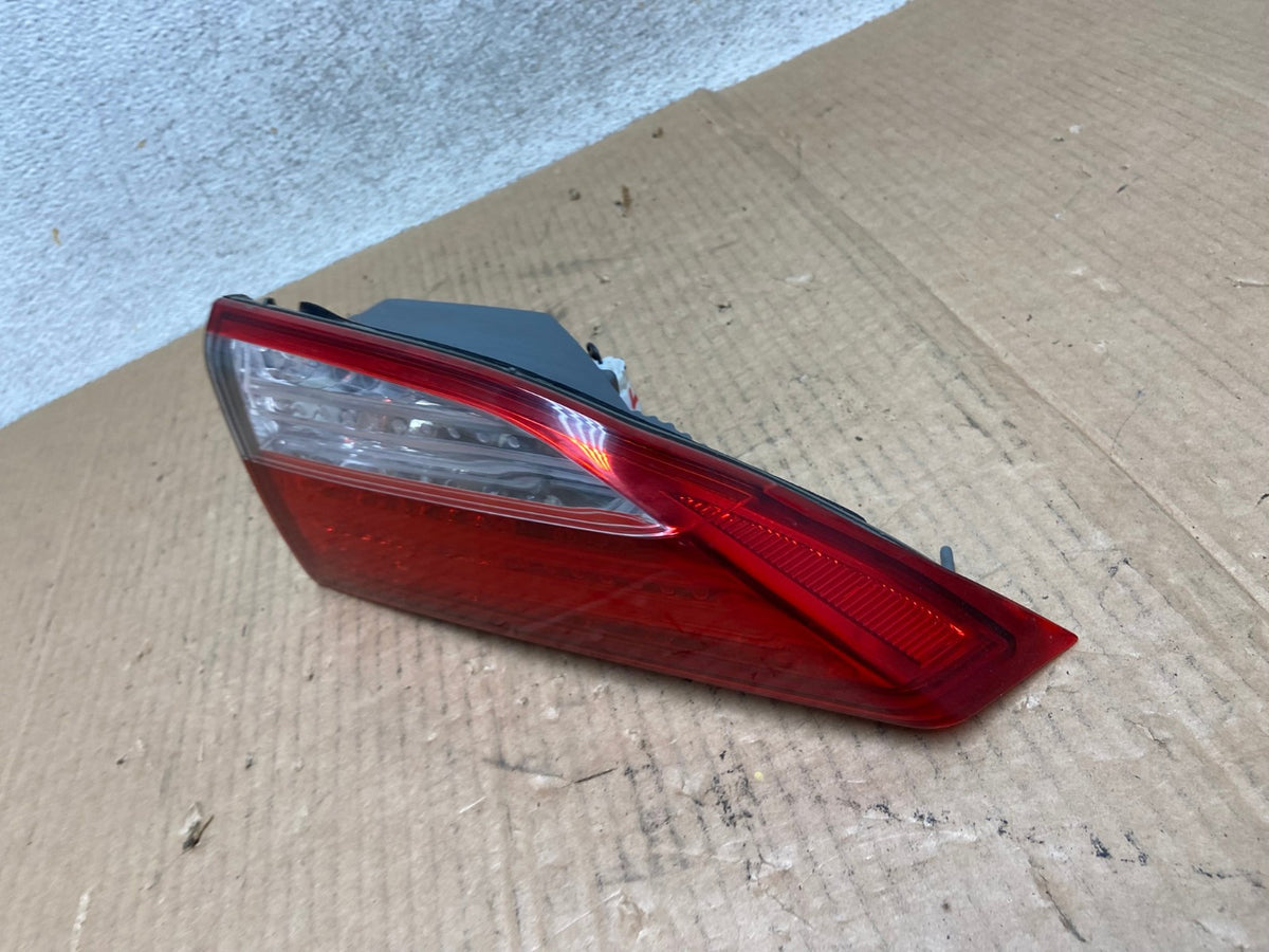 2011 2012 2013 Hyundai Elantra Inner Tail Light Right Passenger AI6548 LK1