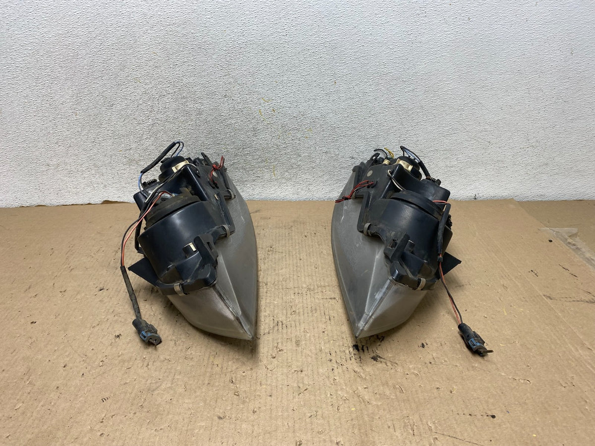 1999 to 2002 Bmw Z3 Left+Right Set Halo Projector LED Headlights AH2090 DG11