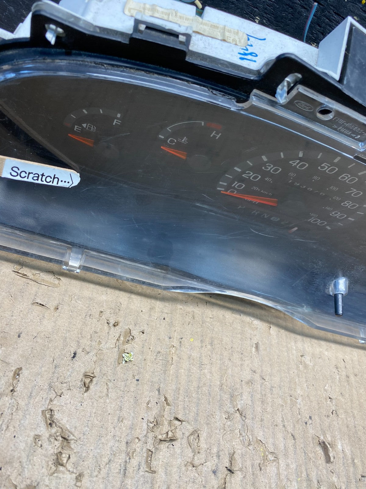 1997 to 2002 Ford Econoline E250 E350 Van Speedometer Instrument Cluster t16573