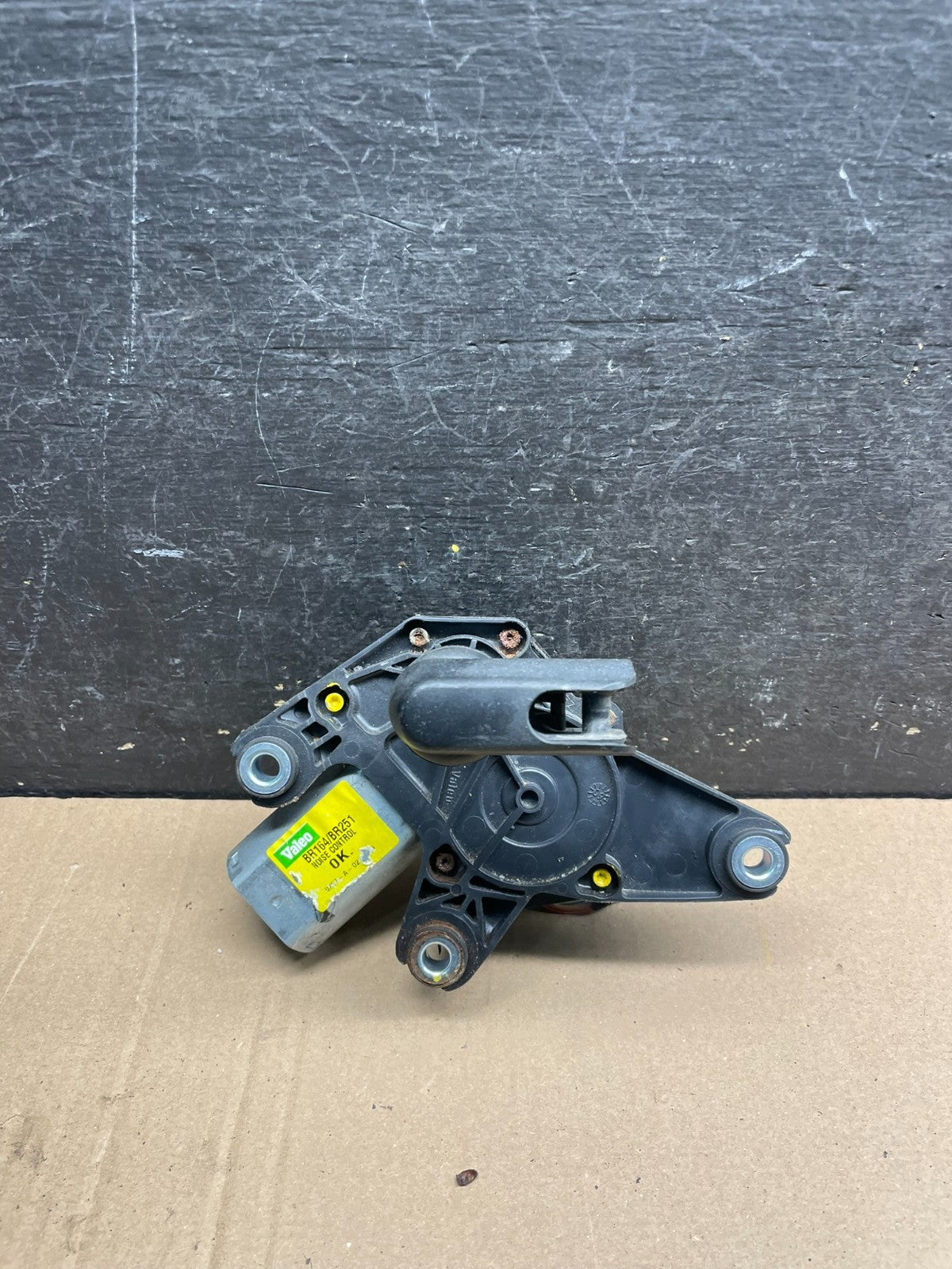 2006-2013 Mercedes GL450 ML500 R550 Rear Glass Windshield Wiper Motor v1998 DG0