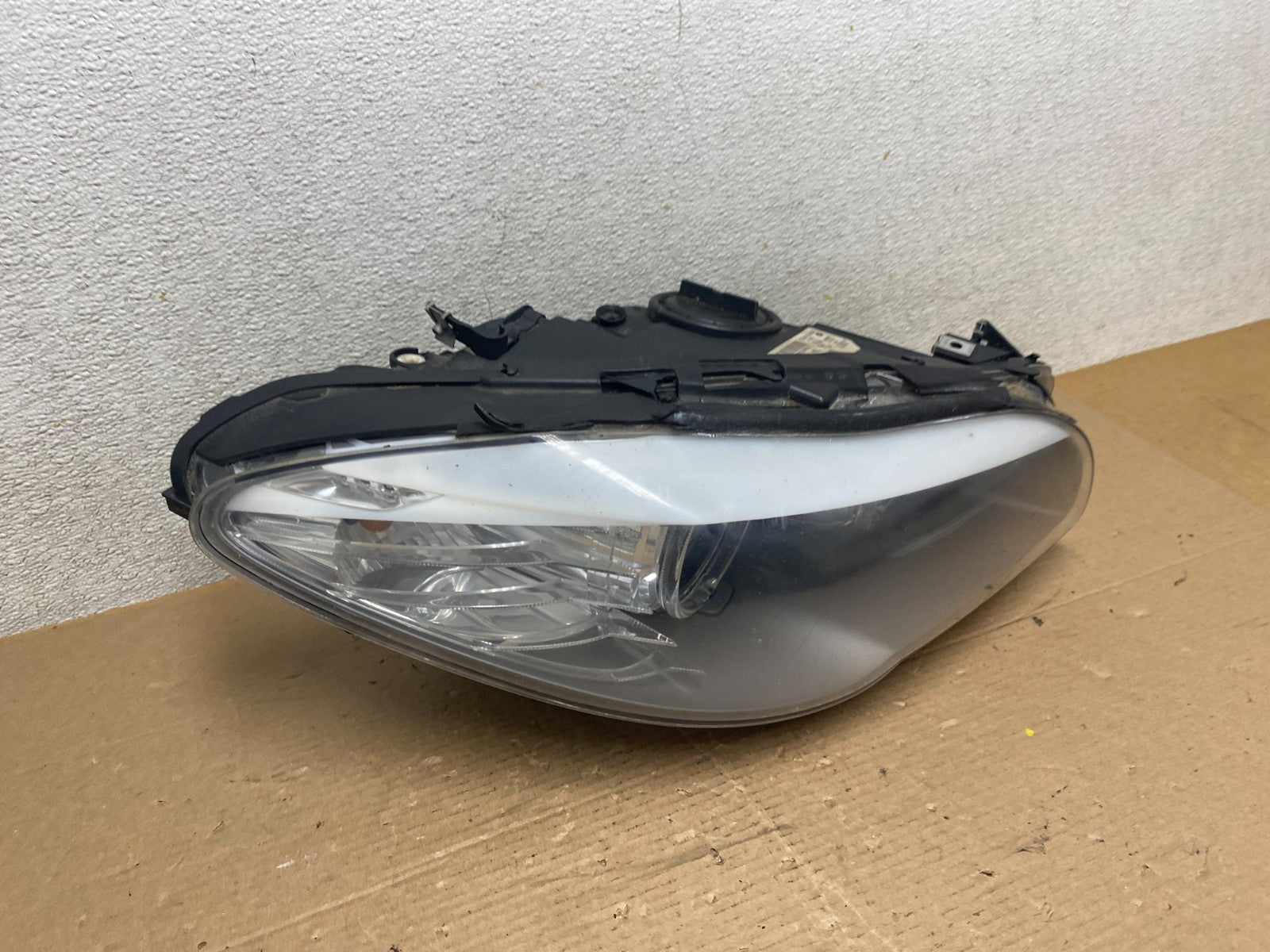 2011 2012 2013 BMW 5 F10 Right Passenger RH Halogen Headlight OEM Q9126 DW2