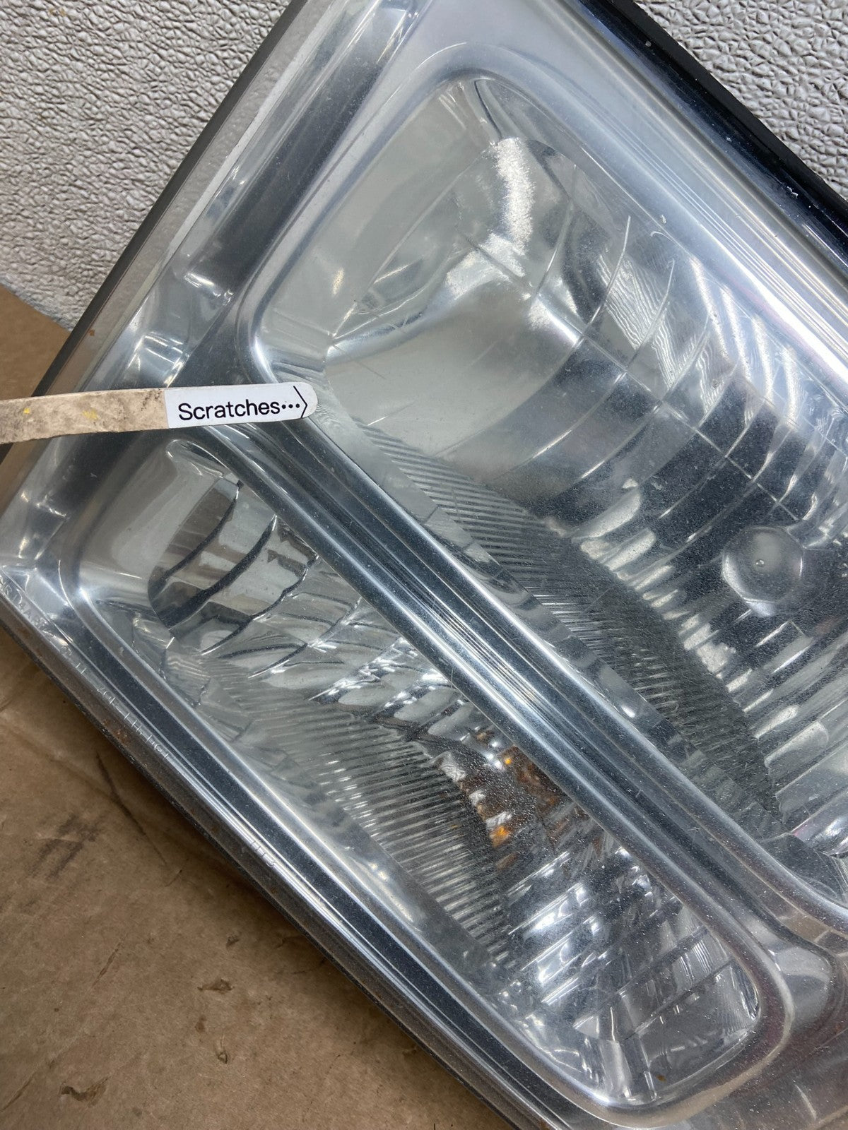 2005-2007 Ford F-250 F250 Super Duty Left Driver LH Side Headlight Y8561 DG3