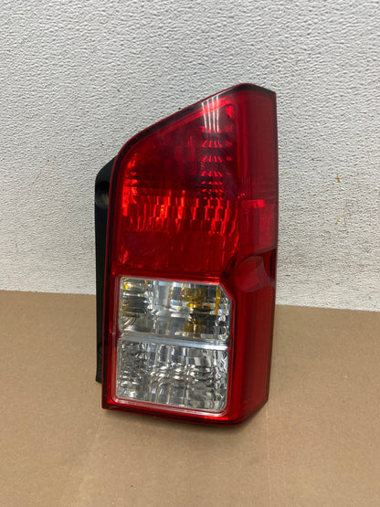 2005 to 2012 Nissan Pathfinder Right Passenger RH Side Tail Light AE6620 LK0