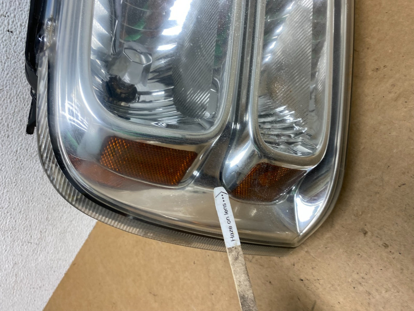 2005-2007 Ford F-250 F250 Super Duty Right Passenger RH Side Headlight AE3180 DW5