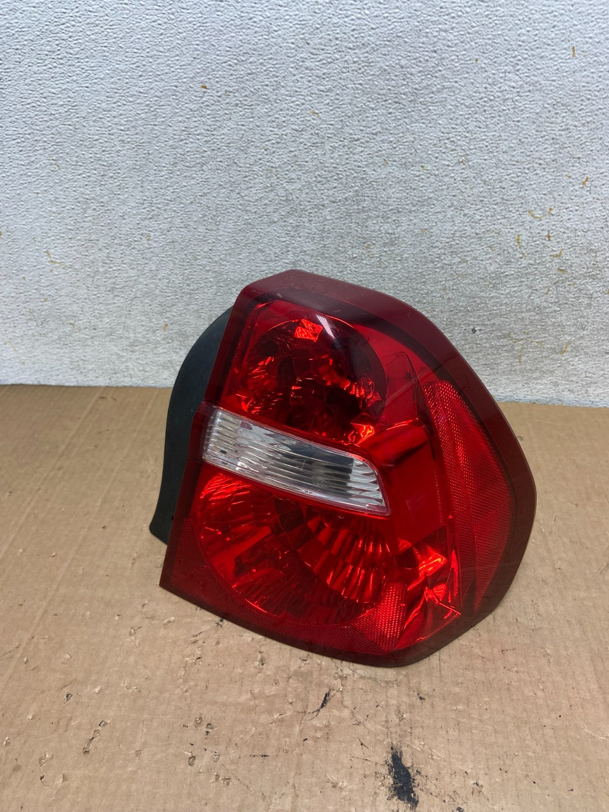 2004 to 2008 Chevrolet Malibu Right Passenger Side Tail Light AI9027 LK0