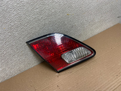 2002 2003 2004 Lexus ES300 ES330 Left Driver Lh Inner Tail Light Oem AB0996 LK2