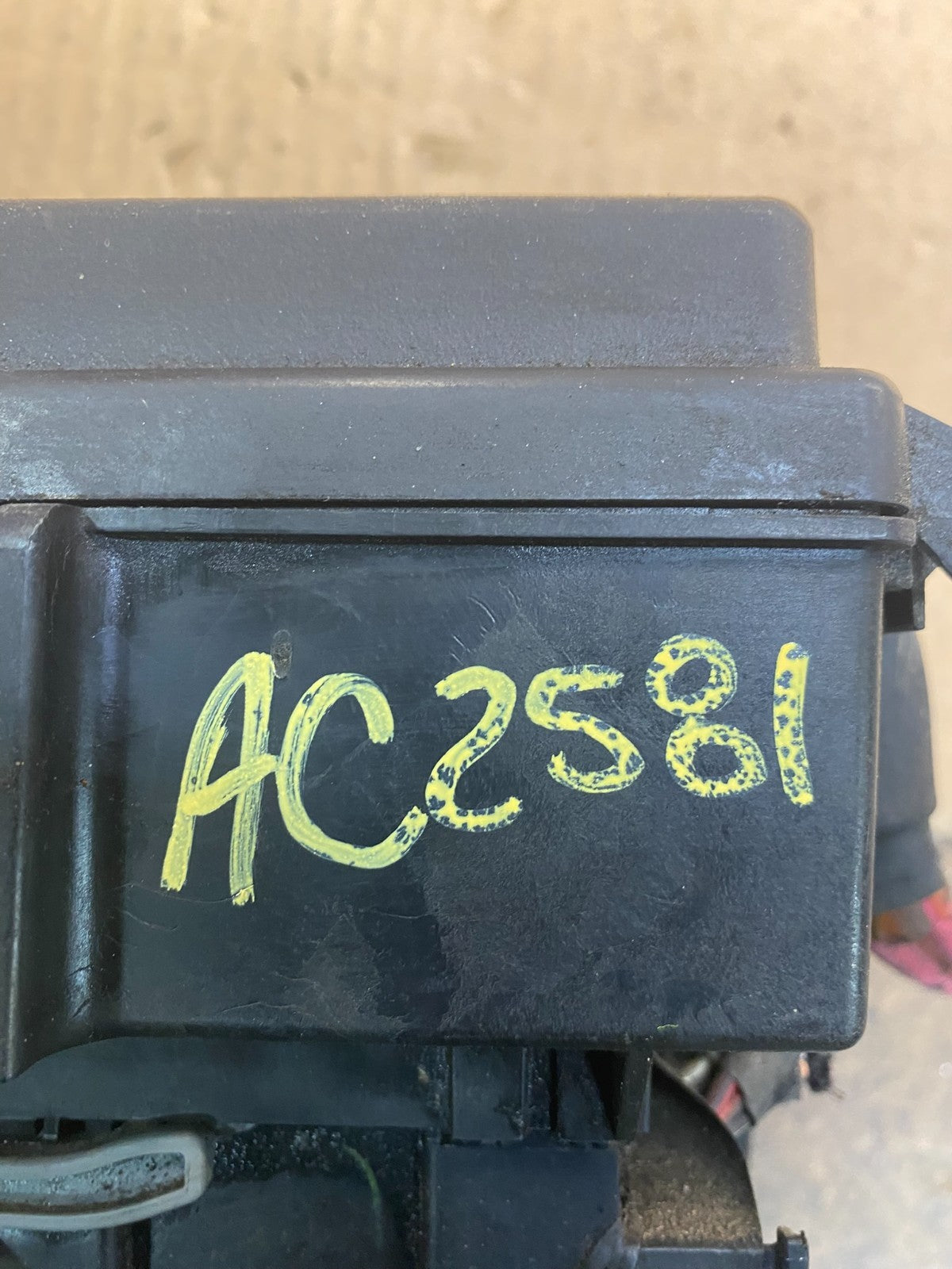 2008 Jeep Grand Cherokee Fuse Box Relay Panel 04692165ab AC2581 DW7