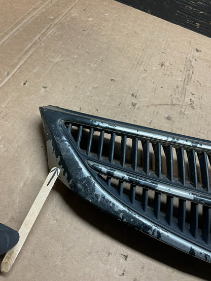 1999 2000 2001 Toyota Solara Front Upper Grill Grille OEM Z5981 DG3