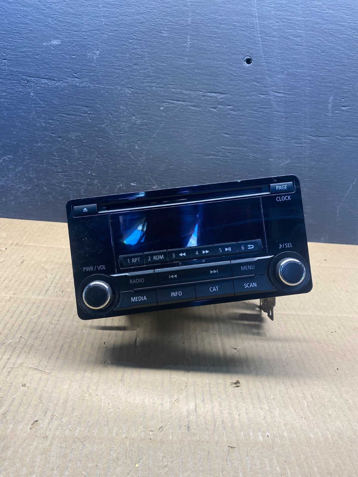 2014-2015 Mitsubishi Outlander Lancer CD Player AM FM Radio AD1514 DG0