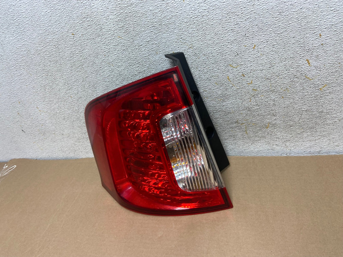 2011 2012 2013 2014 Ford Edge Left Driver Lh Side Tail Light AH9313 LK1