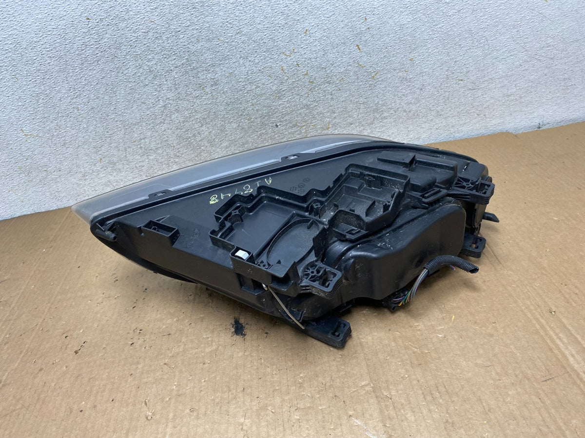 2008 to 2013 Volvo XC70 V70 S80 Driver Side Left Halogen Headlight AI8948 DW4