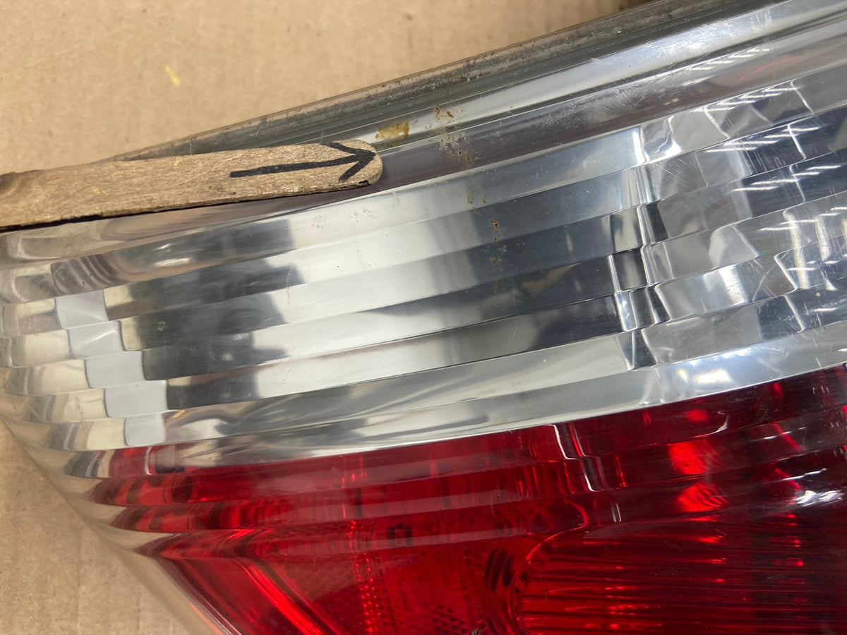 2007 to 2012 GMC Acadia Tail Light Left Side Driver Lh AH5904 LK4