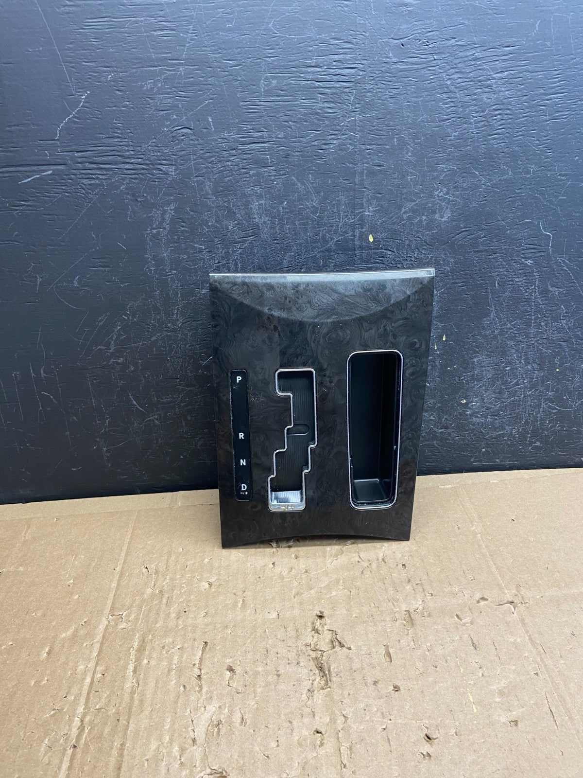 2011 to 2014 Dodge Charger Front Center Shifter Floor Console ad6880 DG0