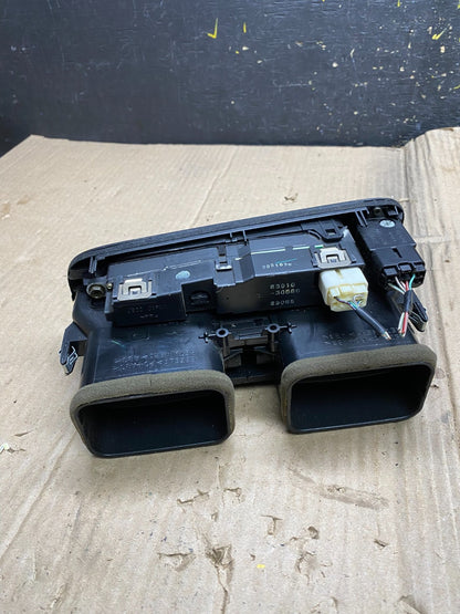 1998 to 2005 Lexus GS300 GS400 Center Air Vent Bezel Trim OEM X1837 DG3