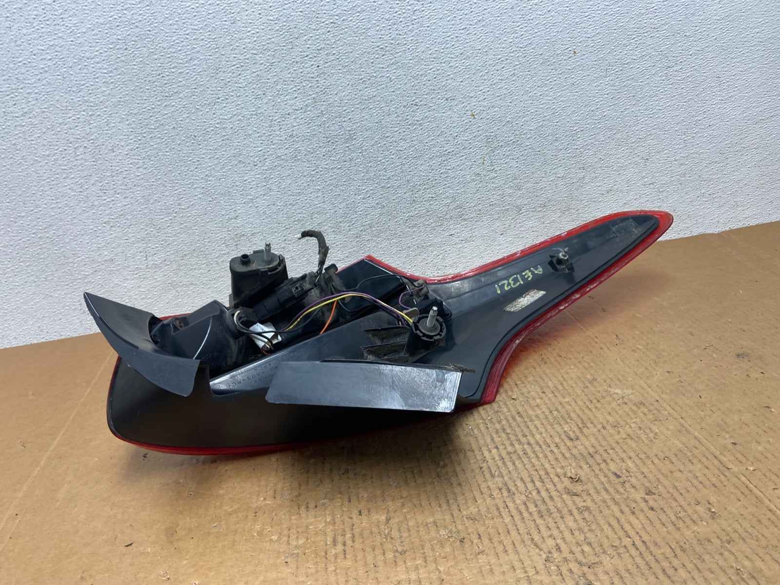 2015 to 2018 Ford Focus Tail Light Hatchback Right Passenger Side AE1321 DW3