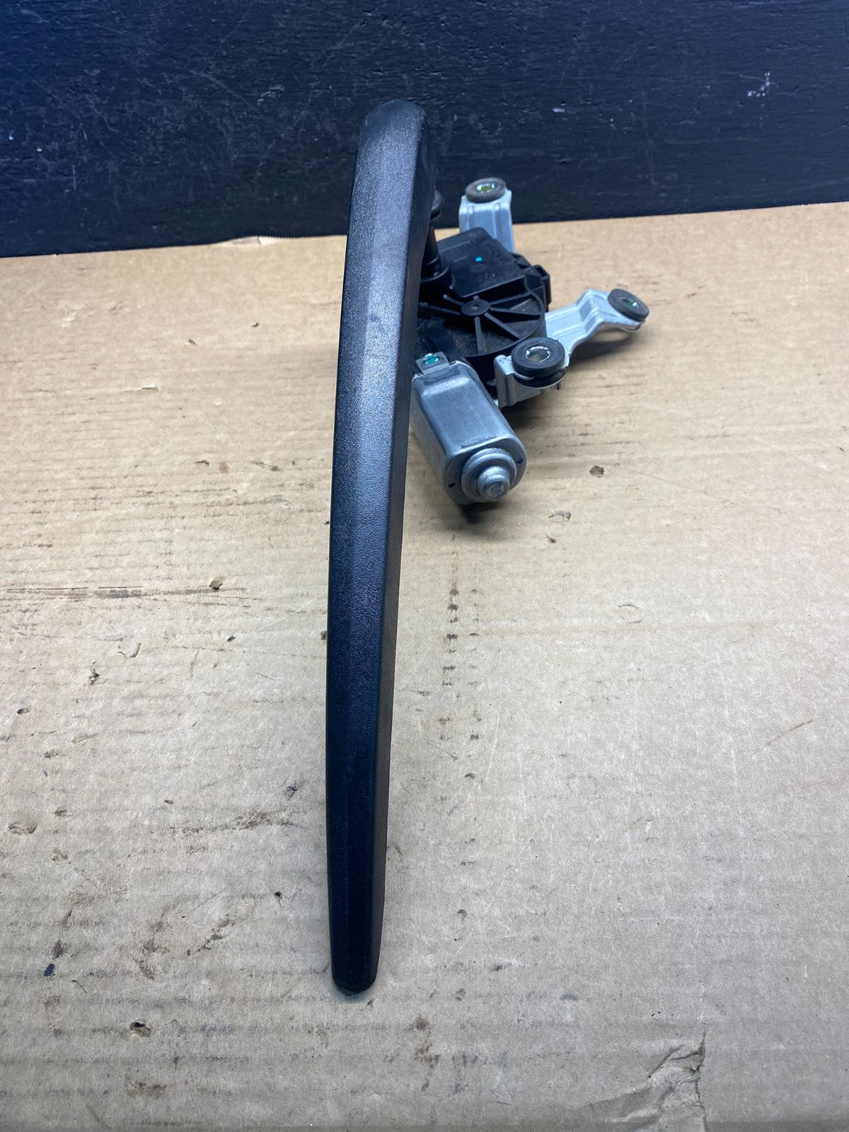 2010 to 2016 Cadillac SRX Rear Windshield Washer Wiper Motor AC7986 DG2