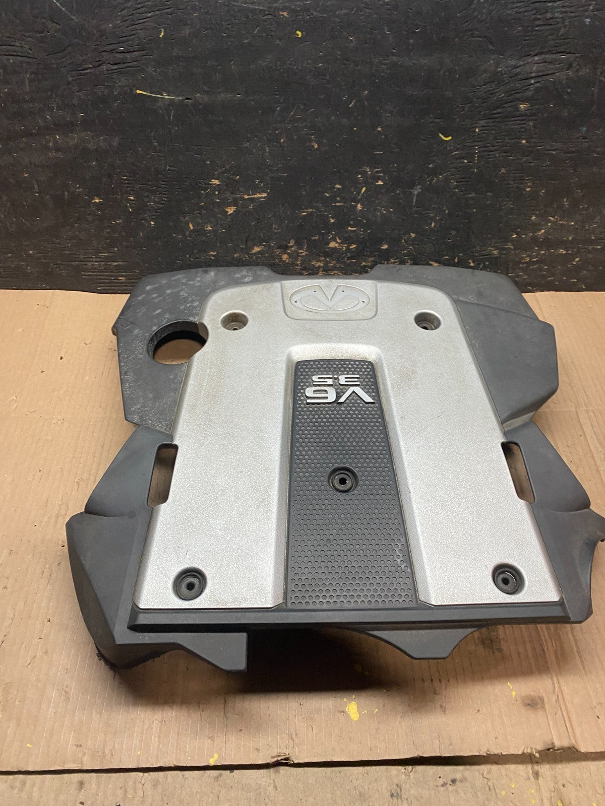 2007 to 2008  Infiniti G35 M35 EX35  Engine Cover Motor Shield Oem W4868 DG1