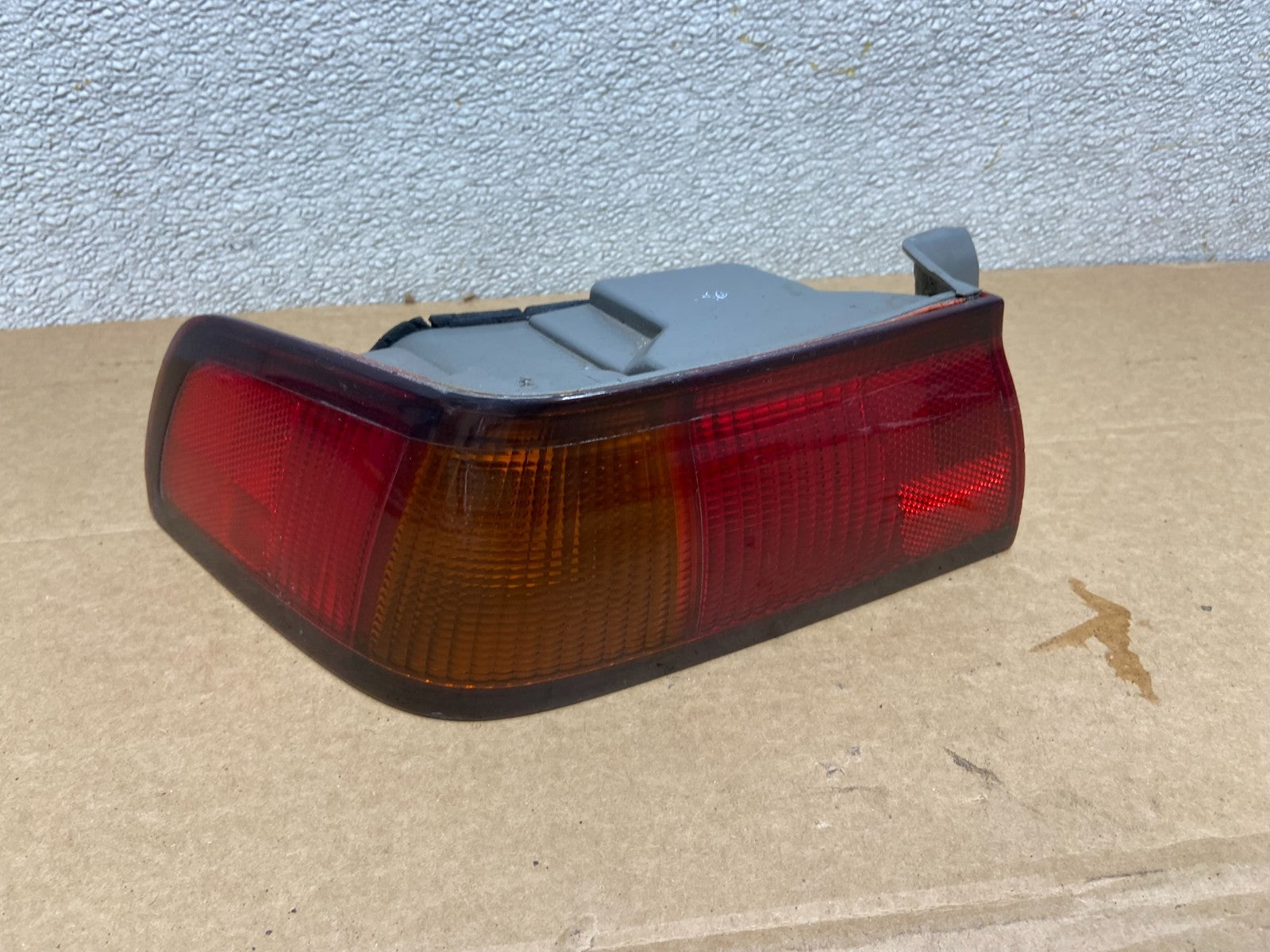 1997 1998 1999 Toyota Camry Tail Light Left Driver Rh Side AB3439 LK0