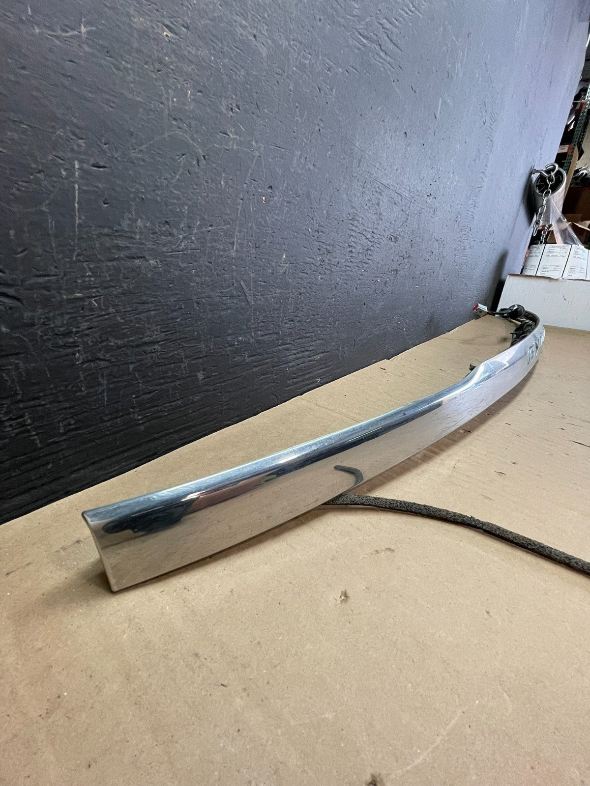 2011-2014 Ford Explorer Rear Tailgate Gate Trim Molding With Camera OE AD5805 DG2
