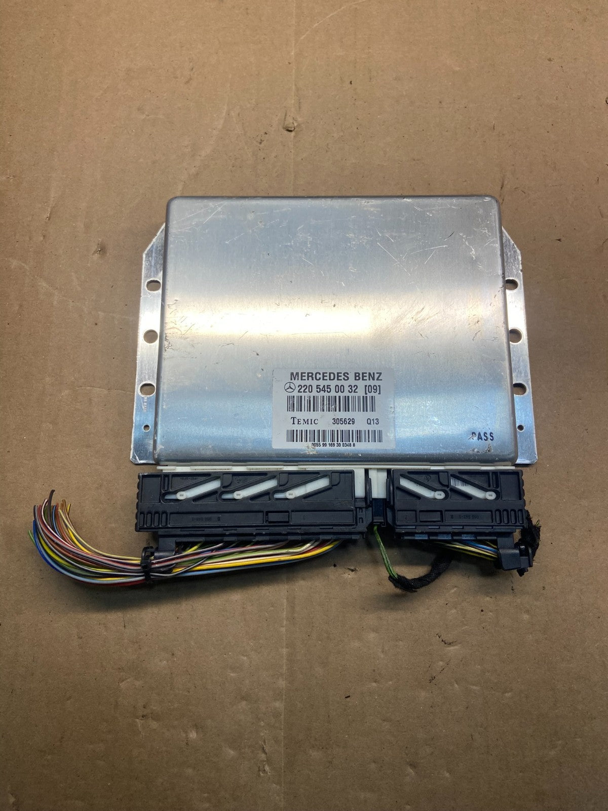 2000-2006 Mercedes Benz W220 CL600 S500 Suspension Control Module AF9086 DW0