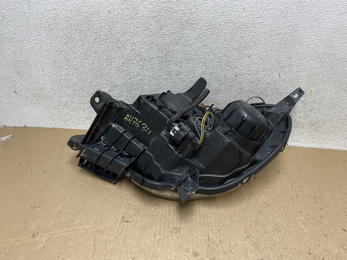 2010 - 2015 Chevrolet Equinox Halogen Headlight Right Passenger Side AH7634 DW7