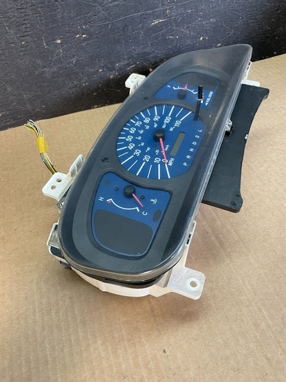 2001 2003 Toyota Sienna Speedometer Cluster Gauge af3584 DG1