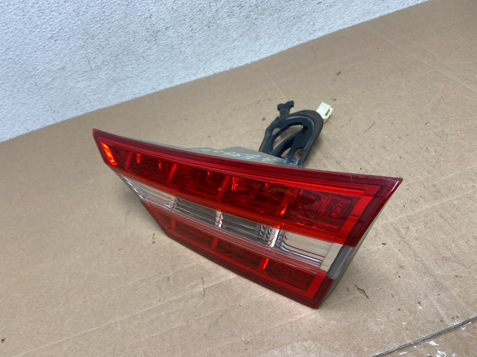 2013 2014 2015 Toyota Avalon Right Passenger Rh Inner Tail Light ae5007 DG1