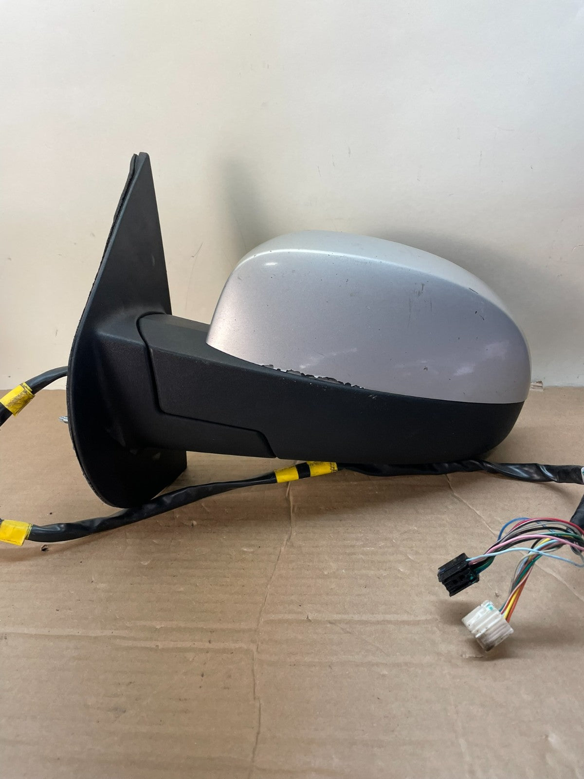 2009 to 2014 Gmc Yukon Left Driver LH Side View Door Turn Mirror ai0427 DG0